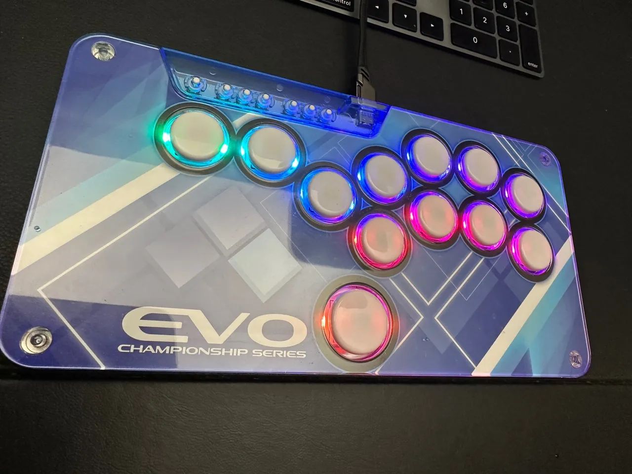 Hitbox EVO Licensed Micro (Edição Limitada Comemorativa)