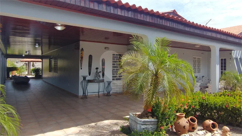 Casa com 5 quartos à venda em Paraviana - RR