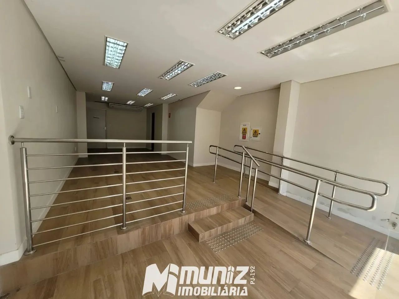 Alugue Já: Casa Com Ponto Comercial Na Rua Bahia - Bairro Siqueira Campos - Foto 2