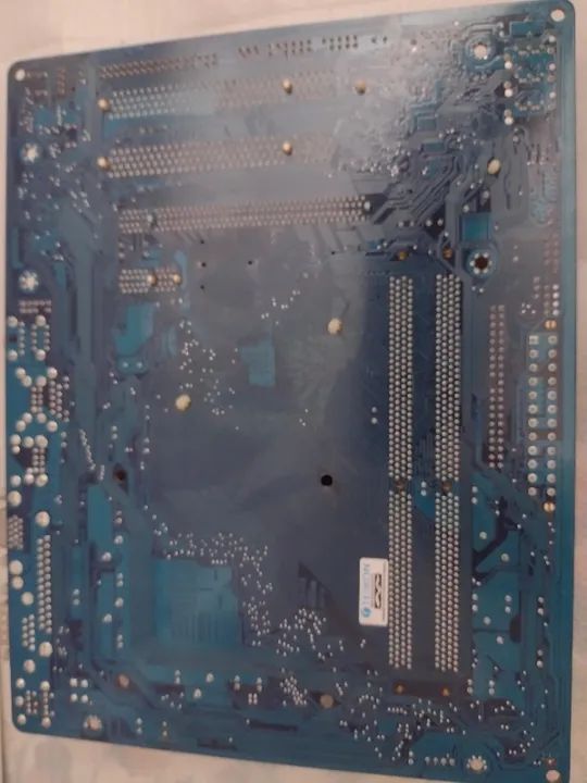Placa Mãe Gigabyte GA-G31M-ESL LGA 775. - Foto 3