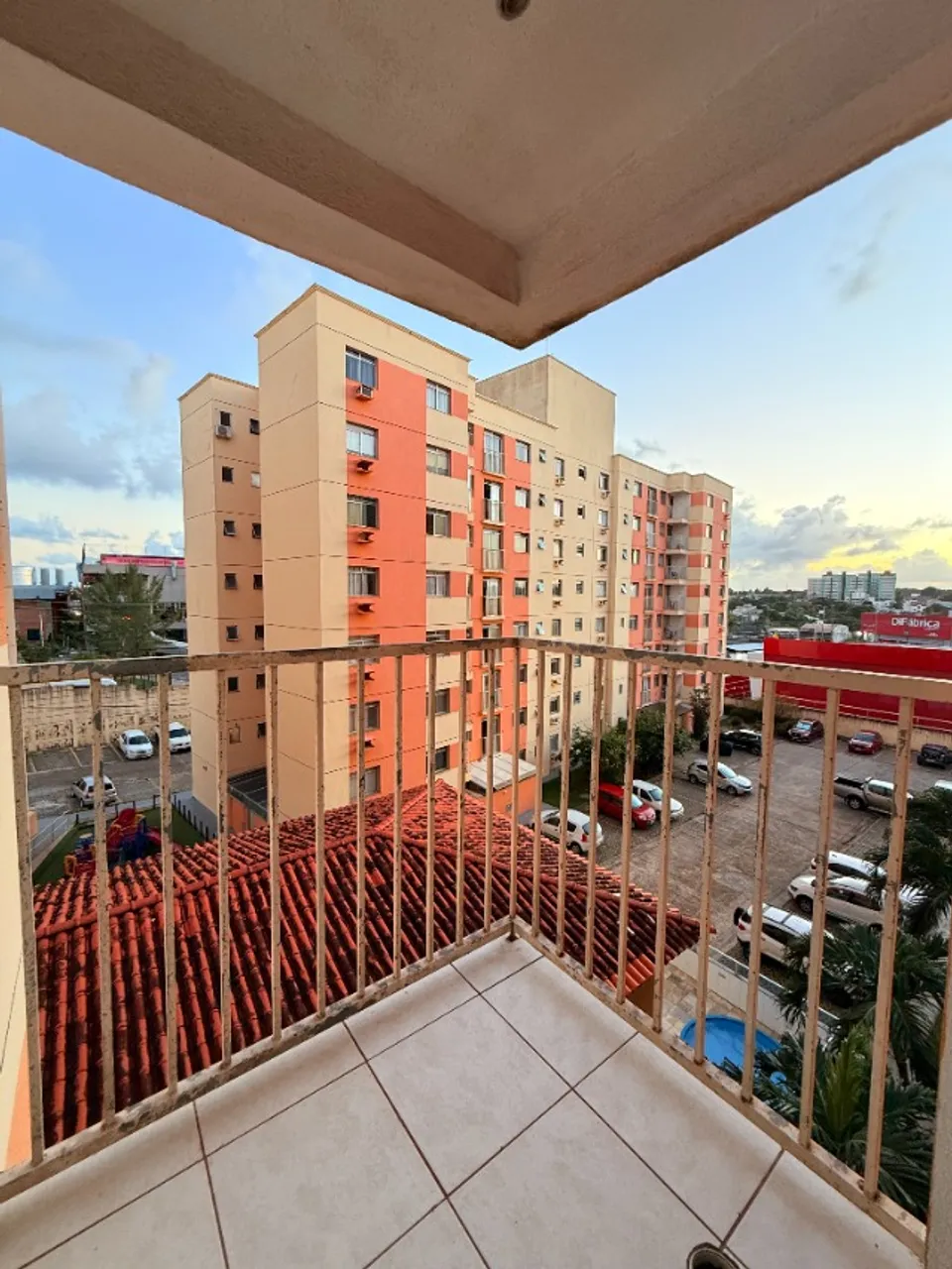 VENDO Apto 3/4, Cond. Ville Costa dos Coqueiros, Lauro de Freitas (ao lado shopping)