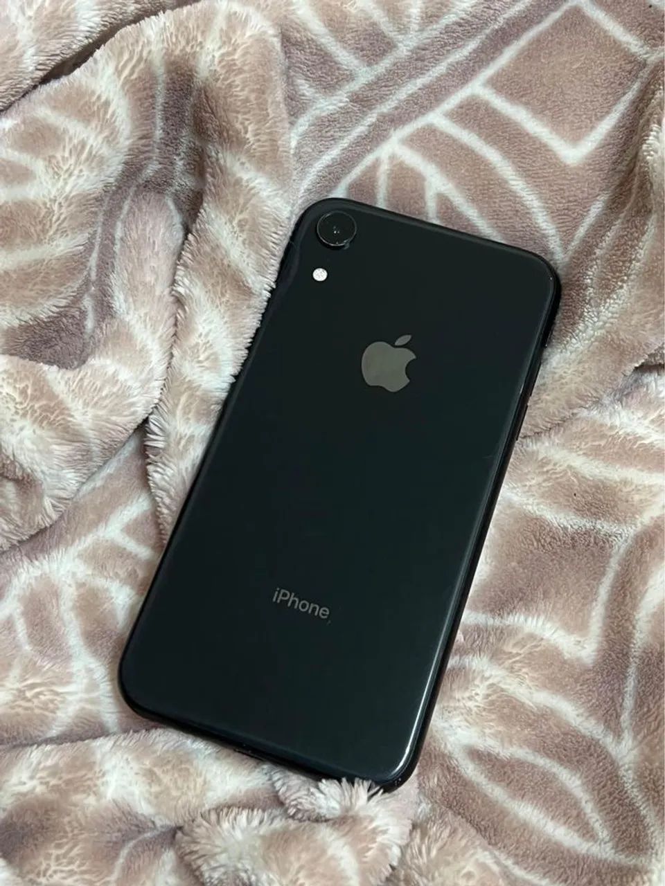 iPhone XR ou troco por ps4 - Foto 2