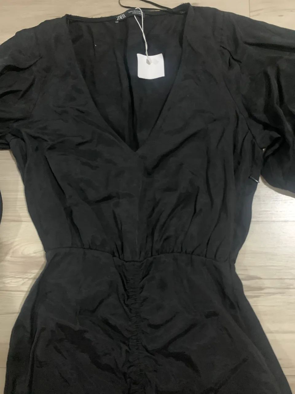 Vestido Zara -  Tamanho  P - Decote V - Foto 3