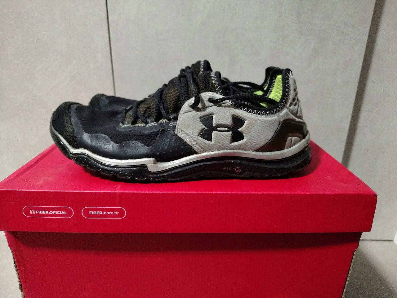Tênis Under Armour Micro G Preto 42 - Foto 2