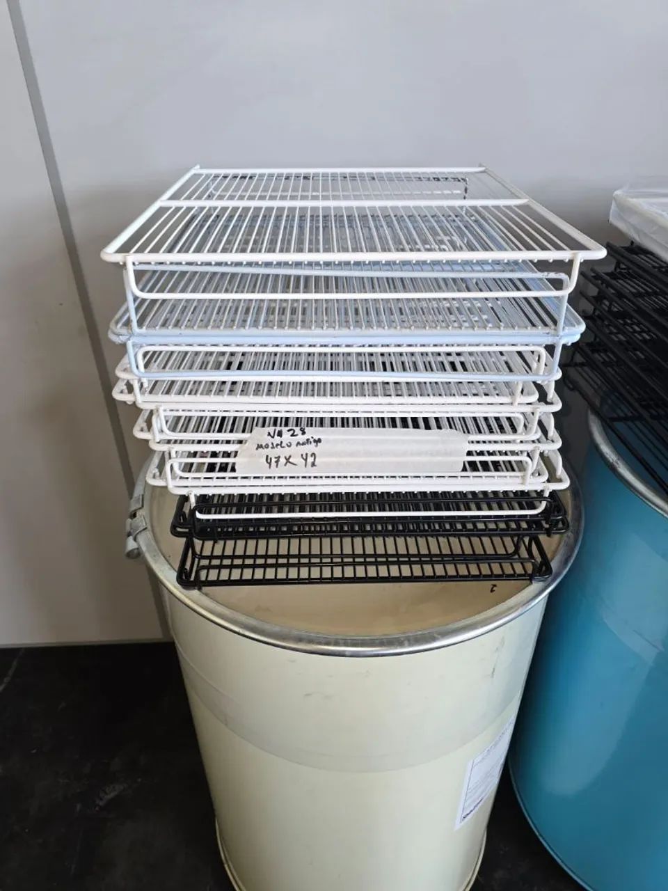 Plateleiras para geladeira Expositora Metalfrio vb40