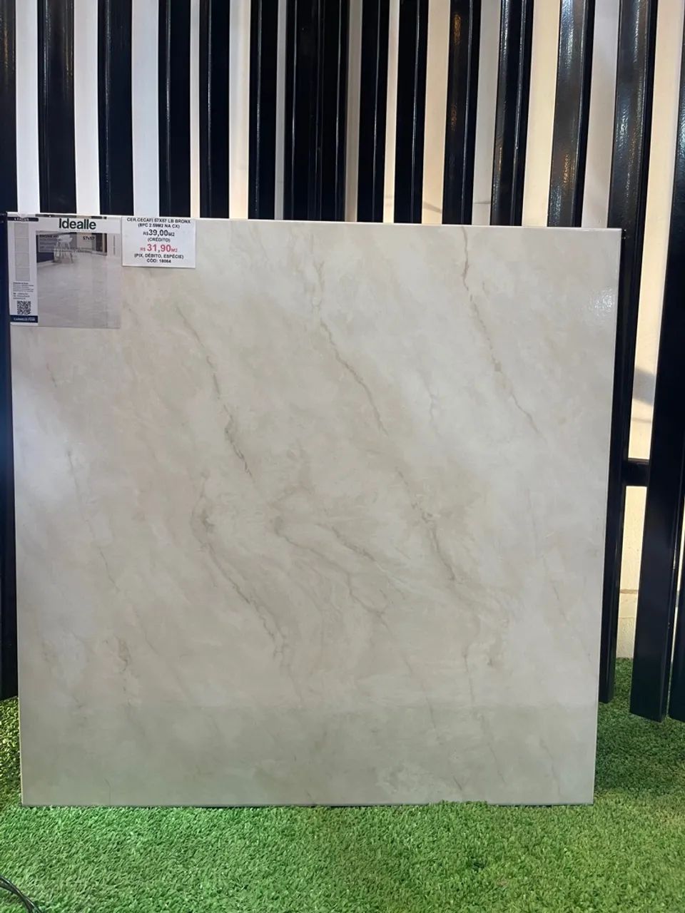 Porcelanato Idealle 57x57 - Foto 2