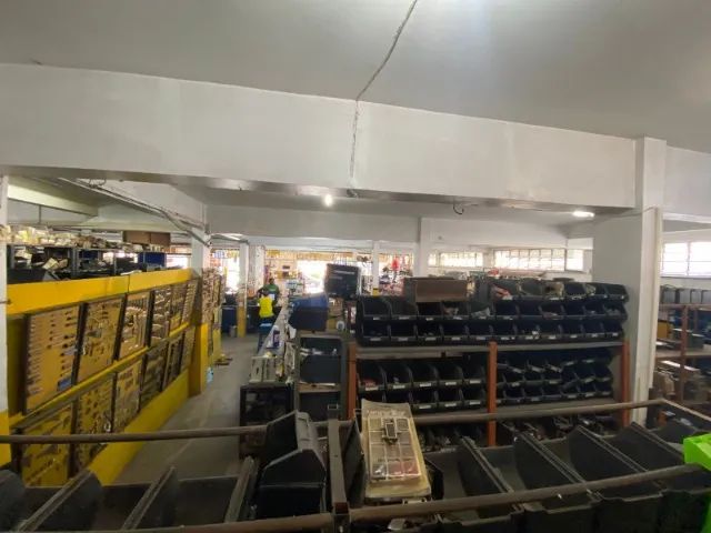 Vende-se Loja + Depósito e Salas Comerciais (Porteira Fechada) - Foto 4