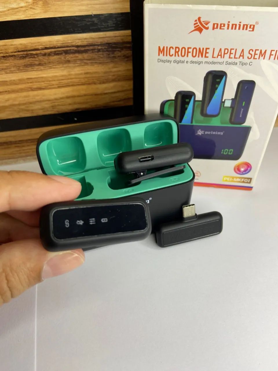 Microfone de Lapela Duplo sem Fio PEI-MKF01 Peining