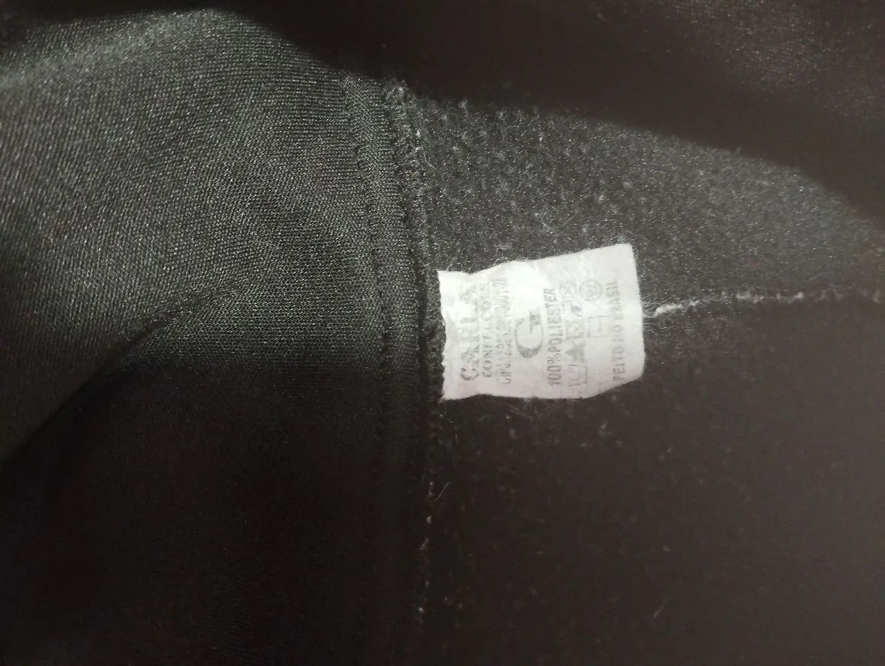 Casaco feminino preto com cinto - Foto 2