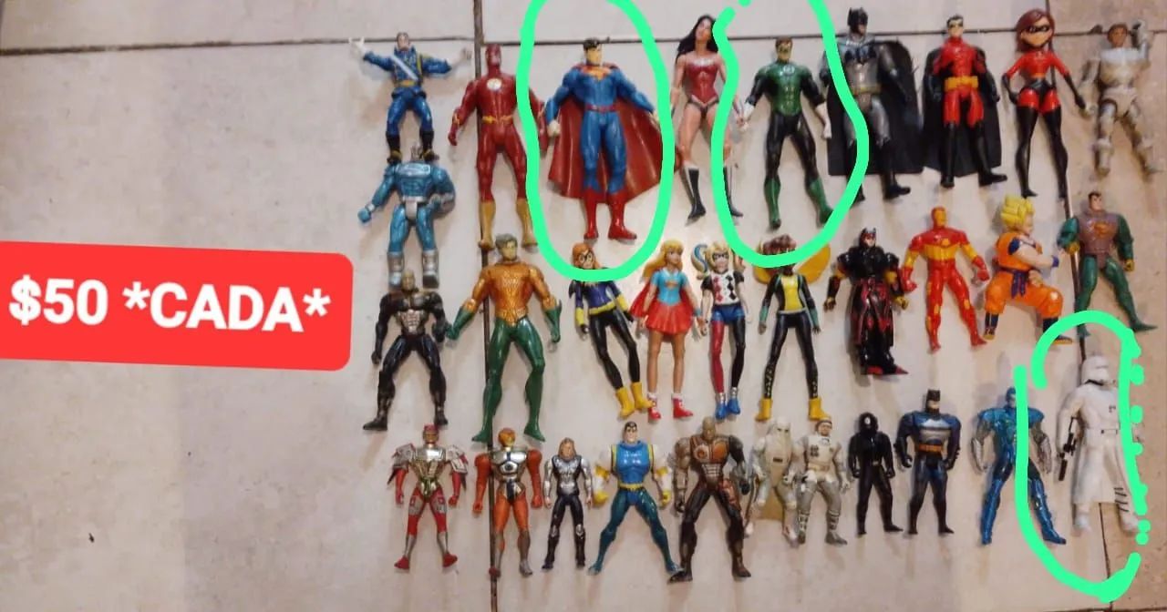 50 reais cada boneco antigos 