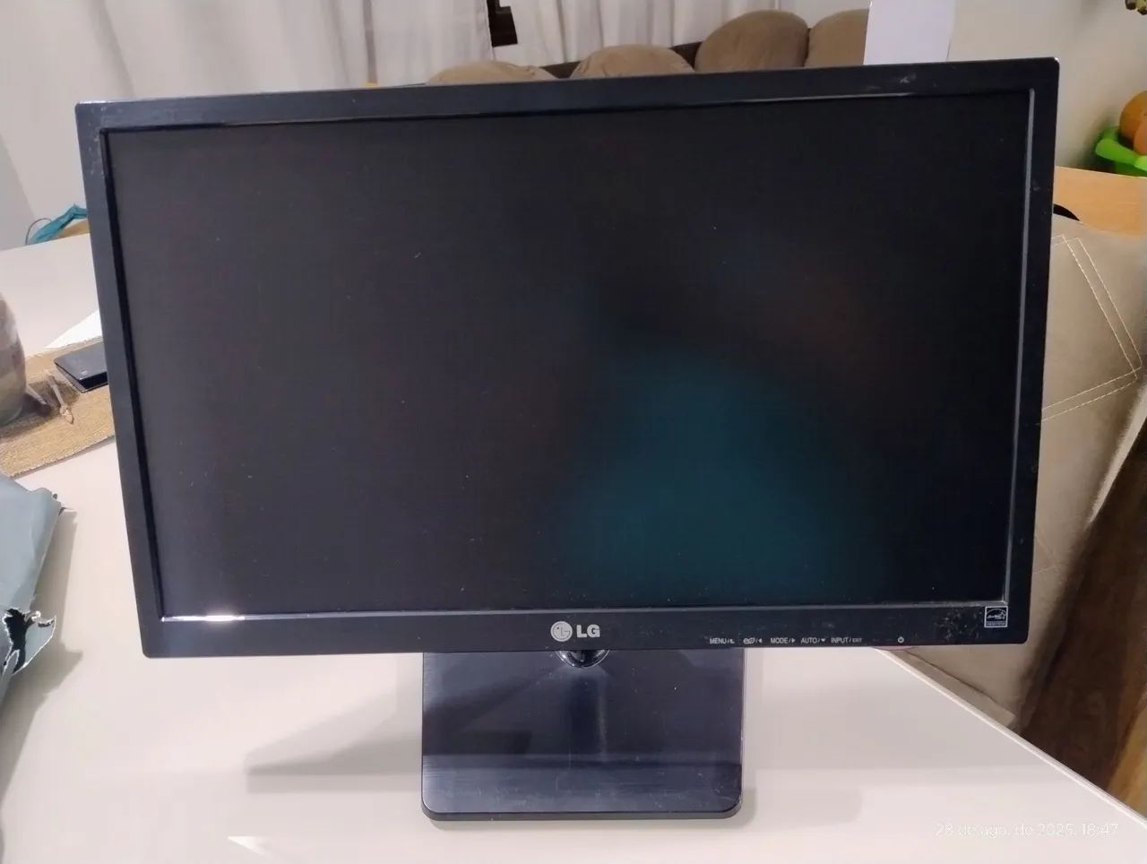 Monitor LG Flatron E2242 