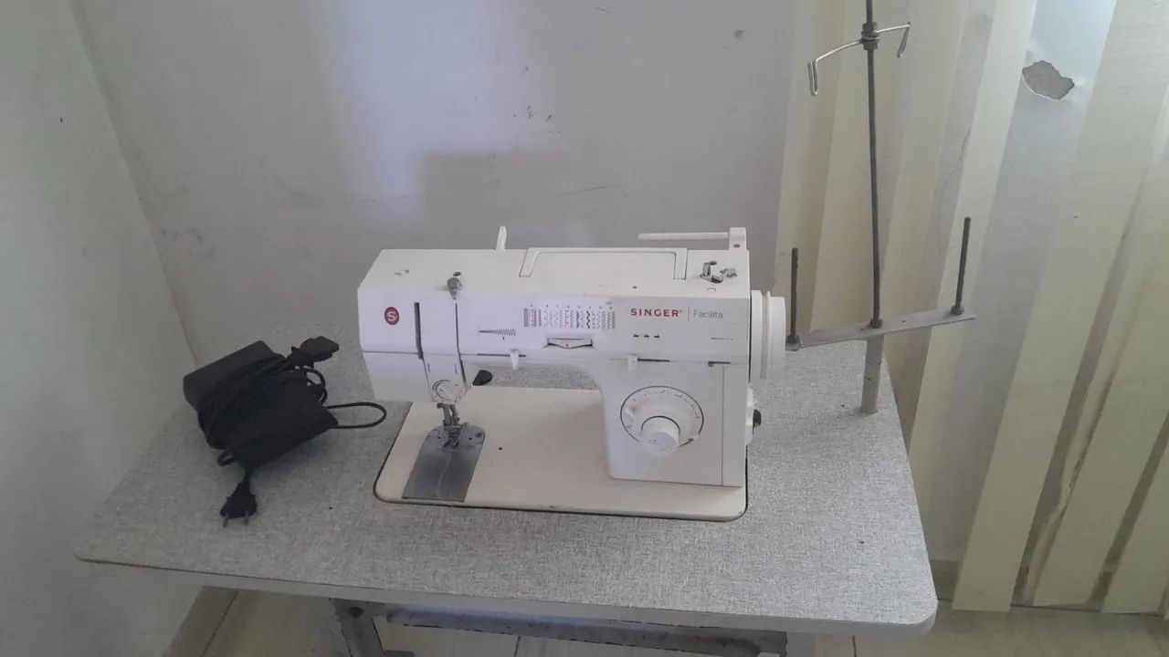 Maquina de costura siger facilite - Foto 2