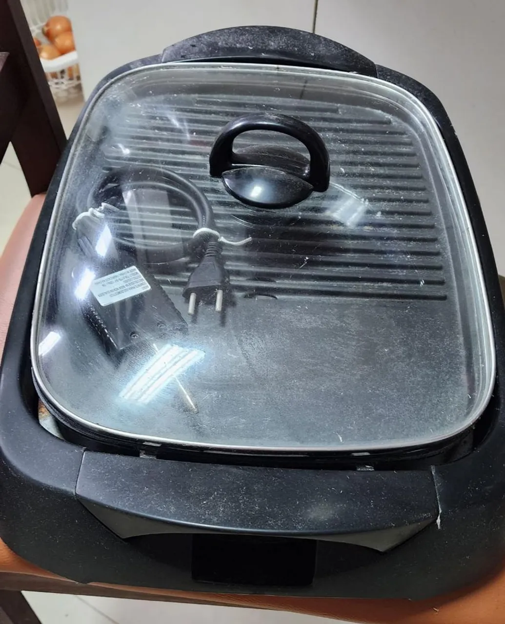 Churrasqueira Elétrica com Tampa de Vidro