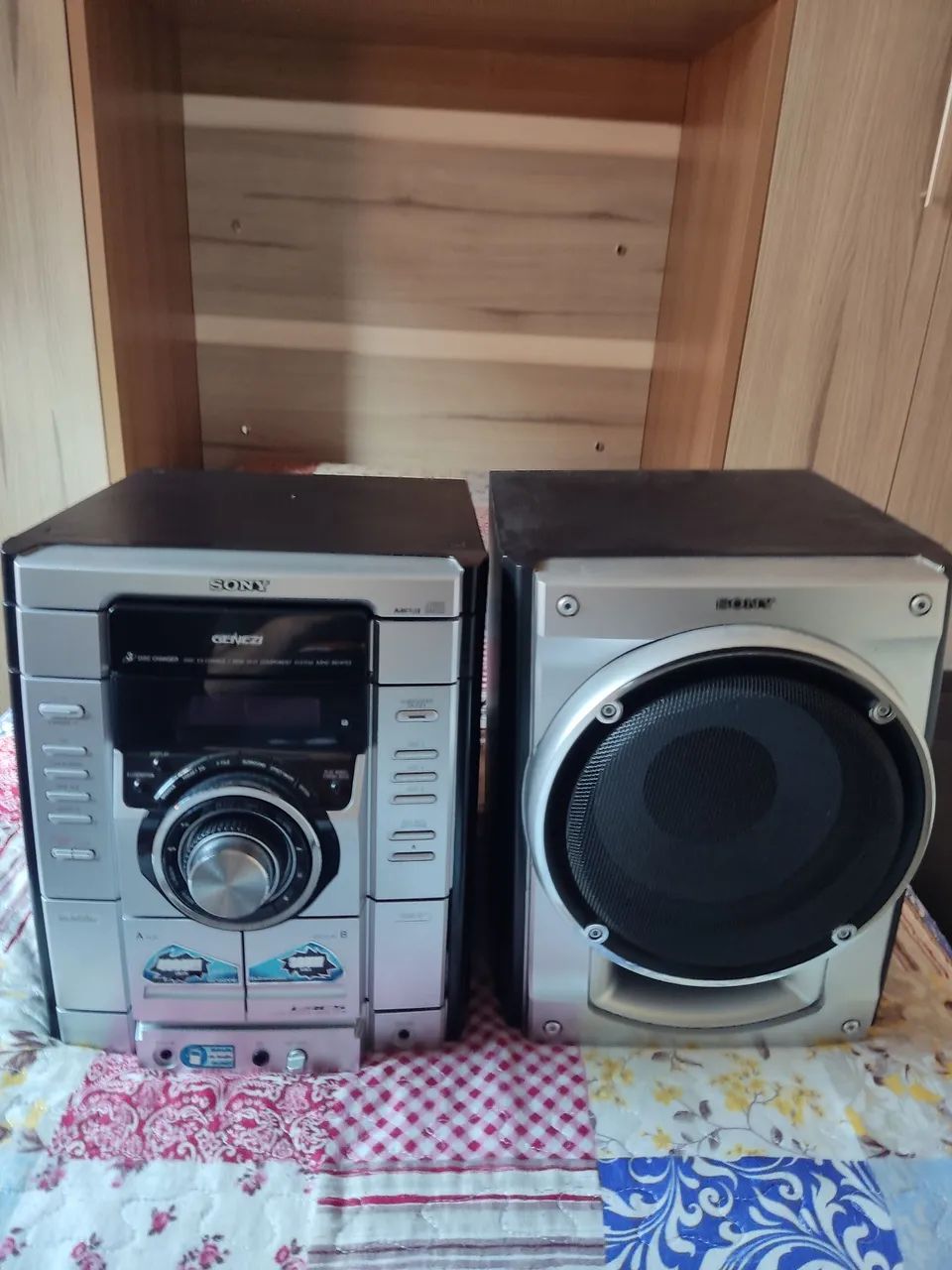 Mini System Sony Genezi MHC-RG475S com defeito  - Foto 3