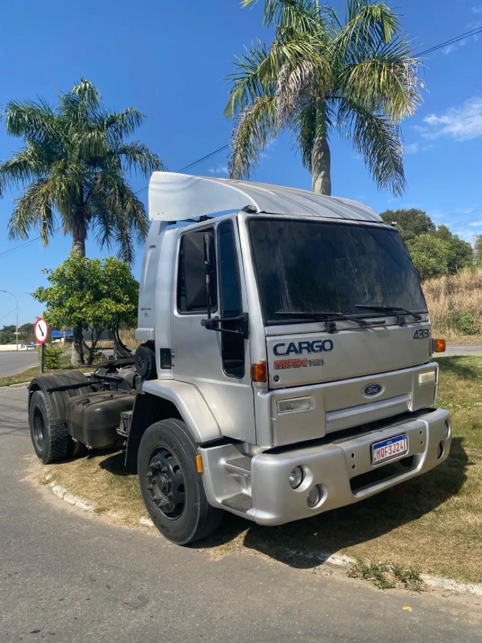 Caminhão Ford Cargo 4331 (OPORTUNIDADE)