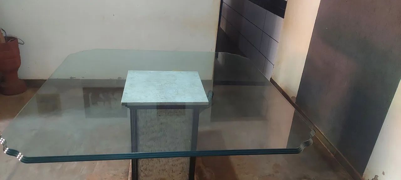 Mesa de vidro 64363875784451123