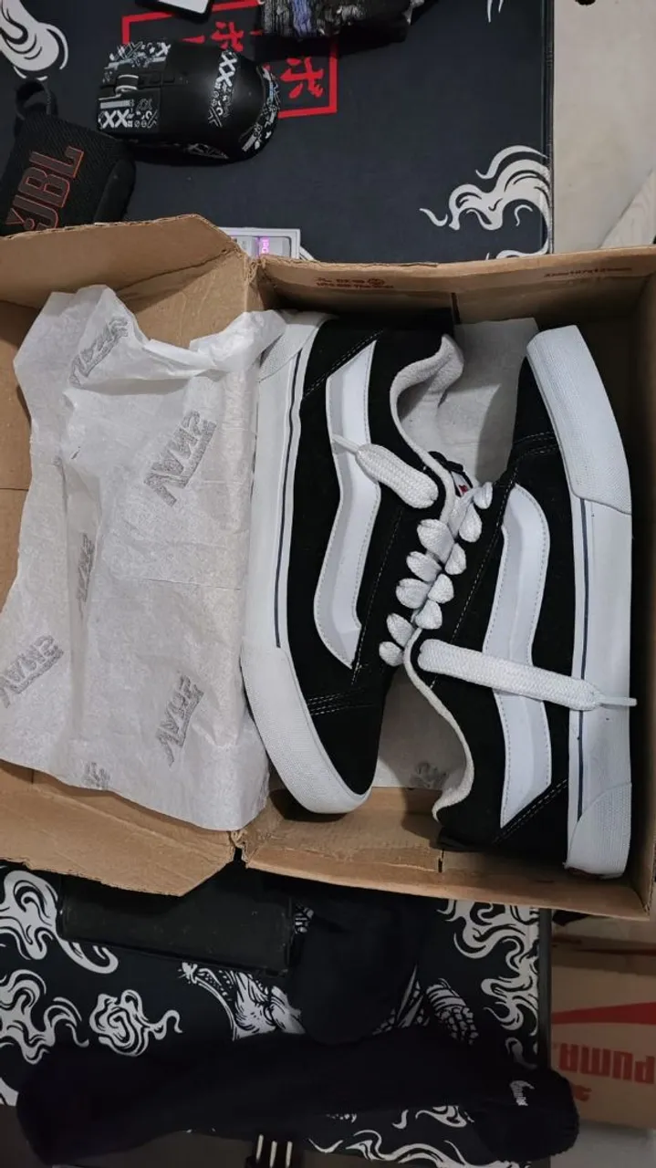 Tênis Vans knu skool
