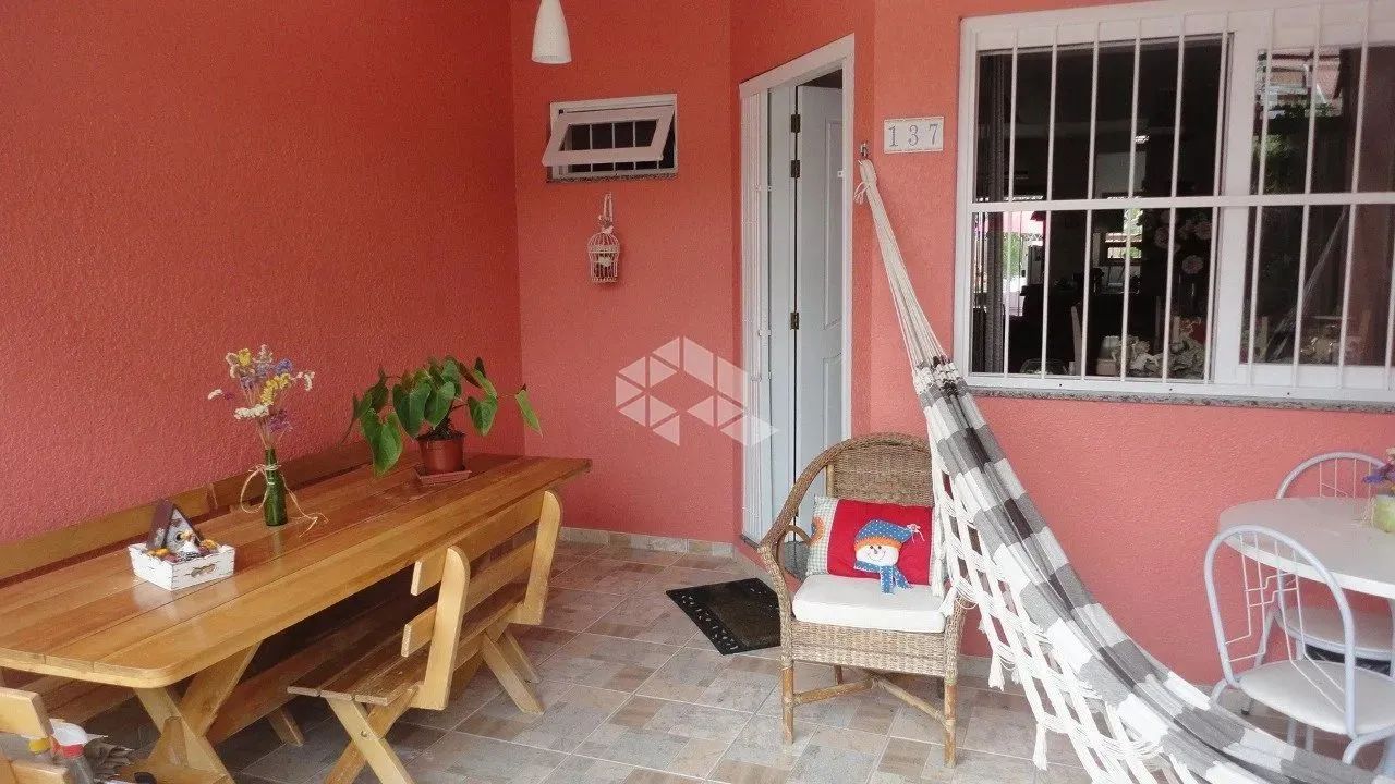 Otima casa no Portal do Guaruja com piscina - Foto 3