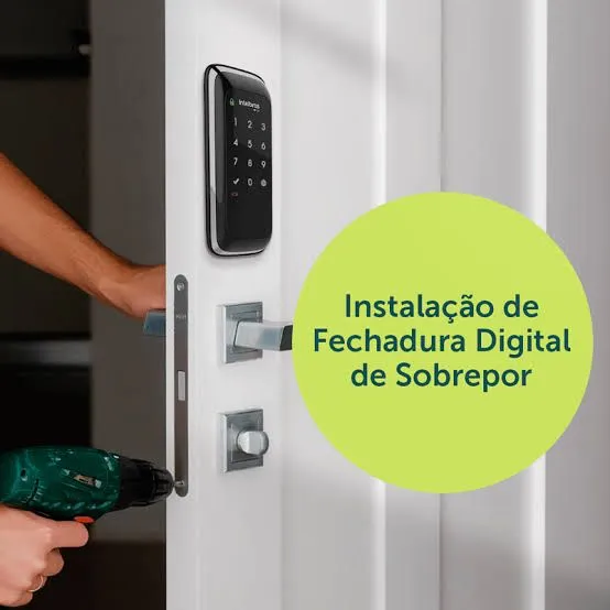 Instalador profissional de fechadura digital. 