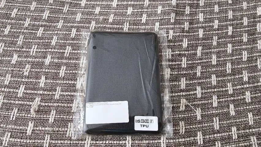 Capa Kindle 11 Preta TPU C2V2L3 - Foto 2
