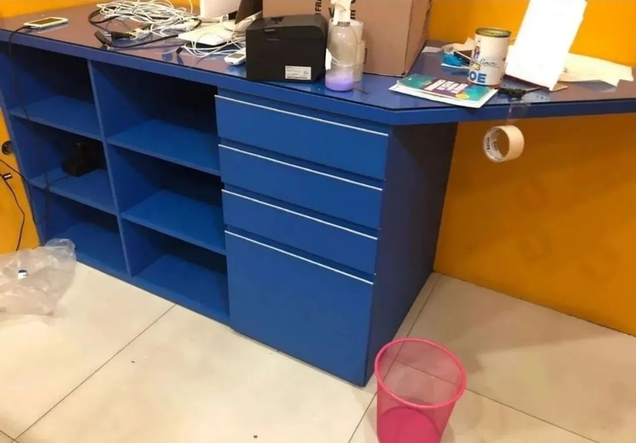 Balcão + móvel para embalar Comercial com Vidro para proteção  - Foto 3