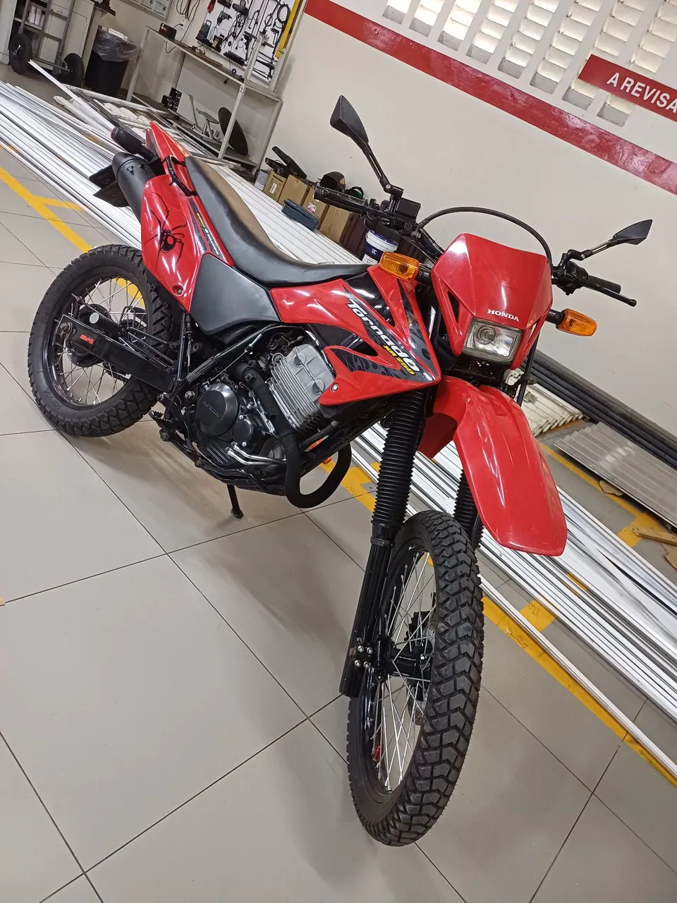 Tornado 250