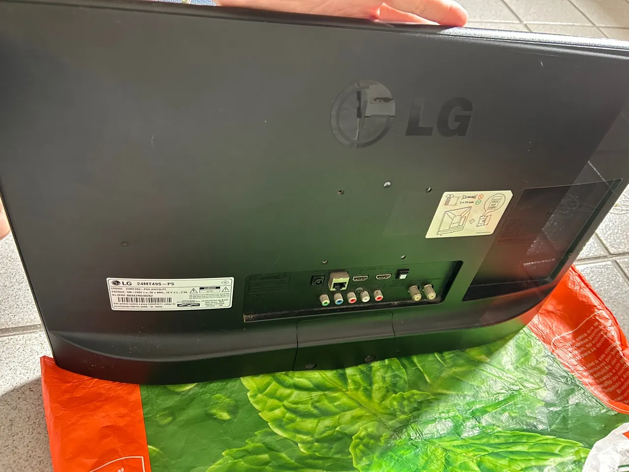 TV LG 24MT49S-PS