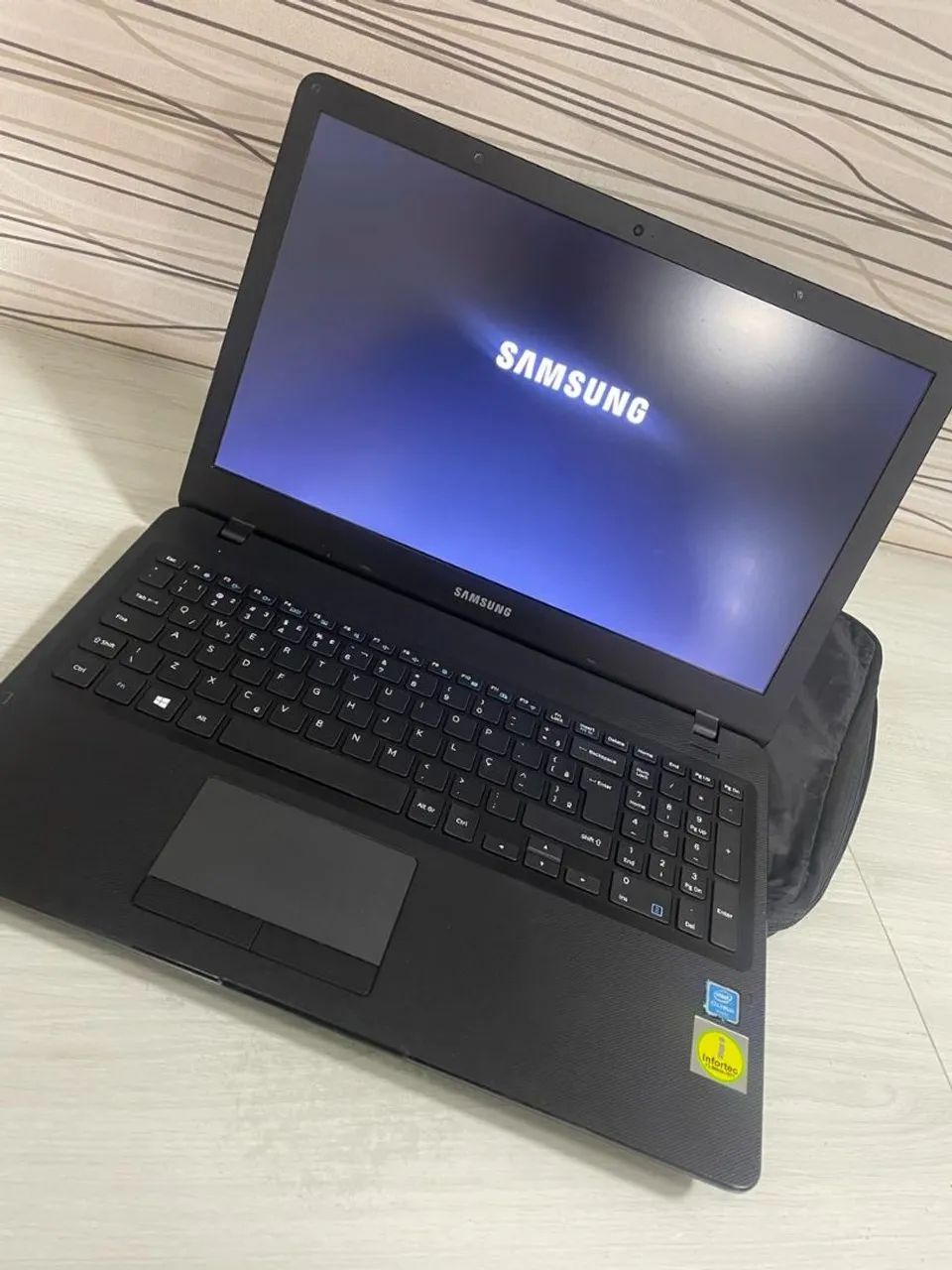 Notebook Samsung Muito Novo