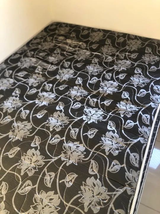 Cama Box Casal com Desenho Floral