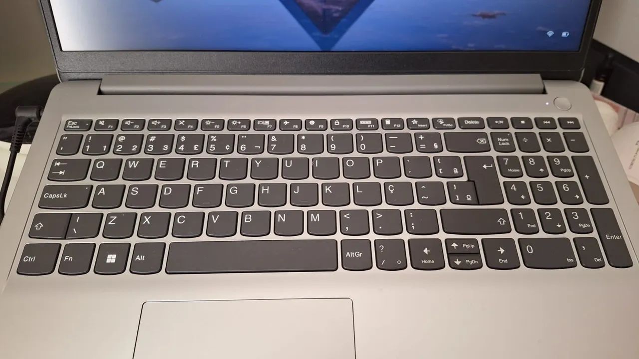 Notebook Lenovo novinho  - Foto 2