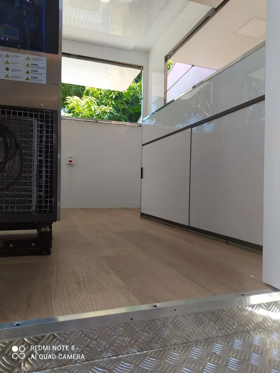 Trailer food truck  para lanche caldo cana sorvete etc reboque carretinha bau fazendinha