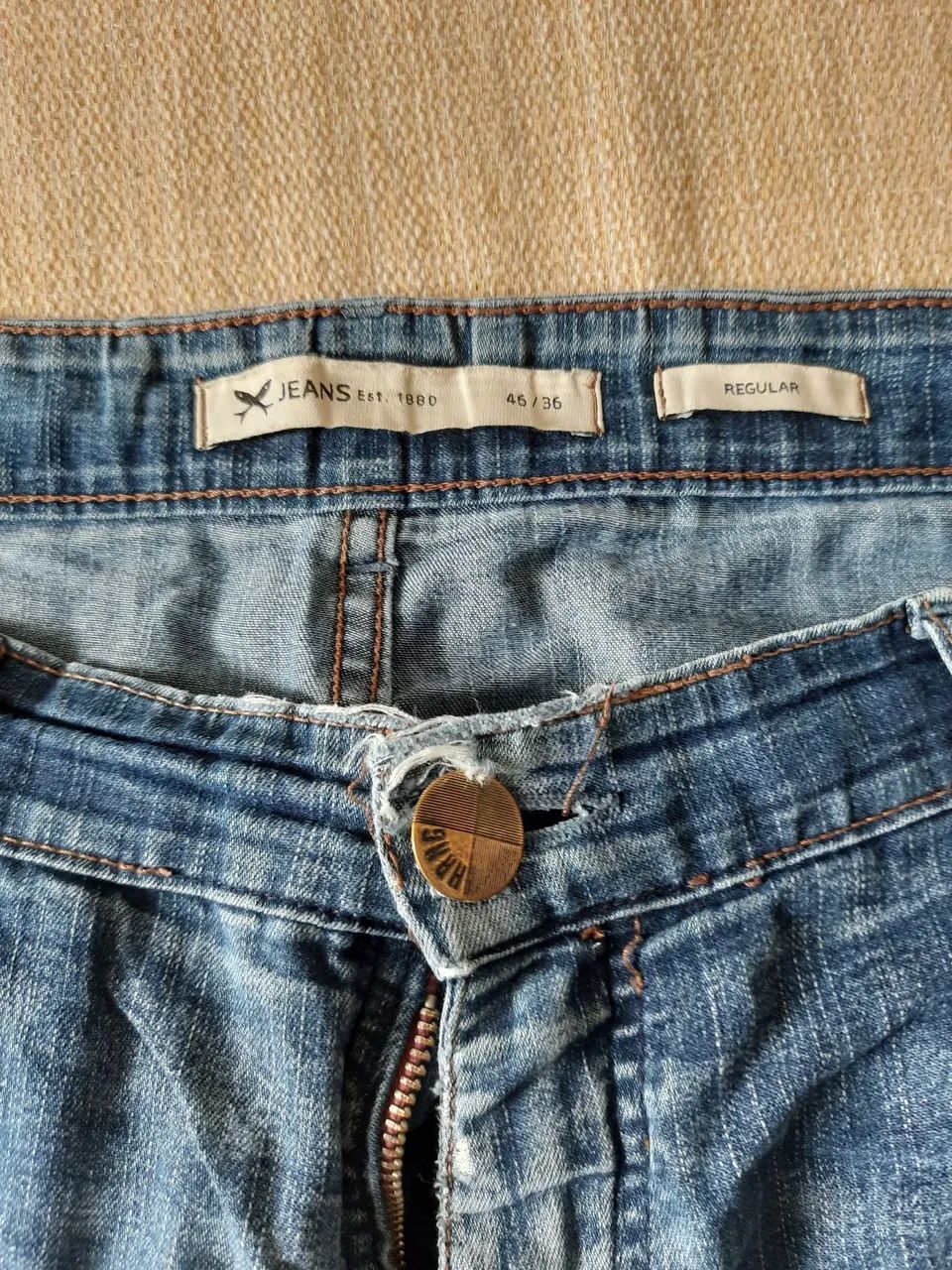 Calça jeans Hering 46 bom estado  - Foto 3