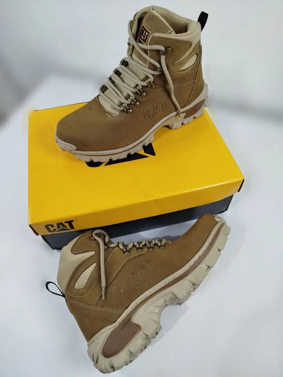 Bota Cat Premium Avelã: Couro Legítimo,Palmilha Gel,Costura Reforçada,Sola Top! N°39 ao 42 - Foto 6
