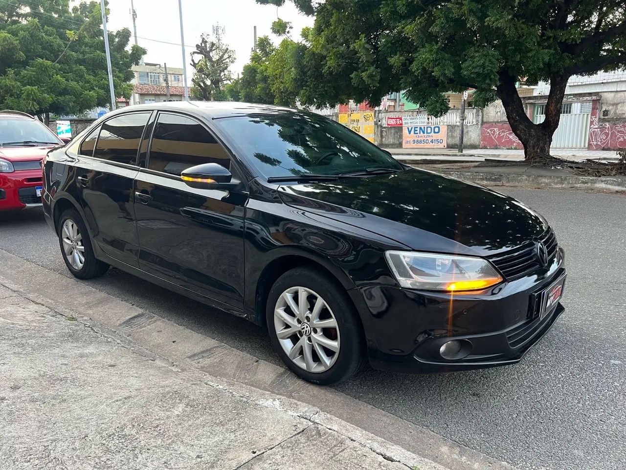 Jetta 2011 Comfortline 2.0 Automático bancos em couro 