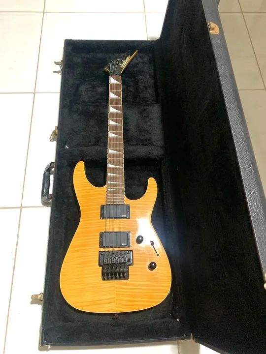 Guitarra Jackson pro series sl3mg soloist