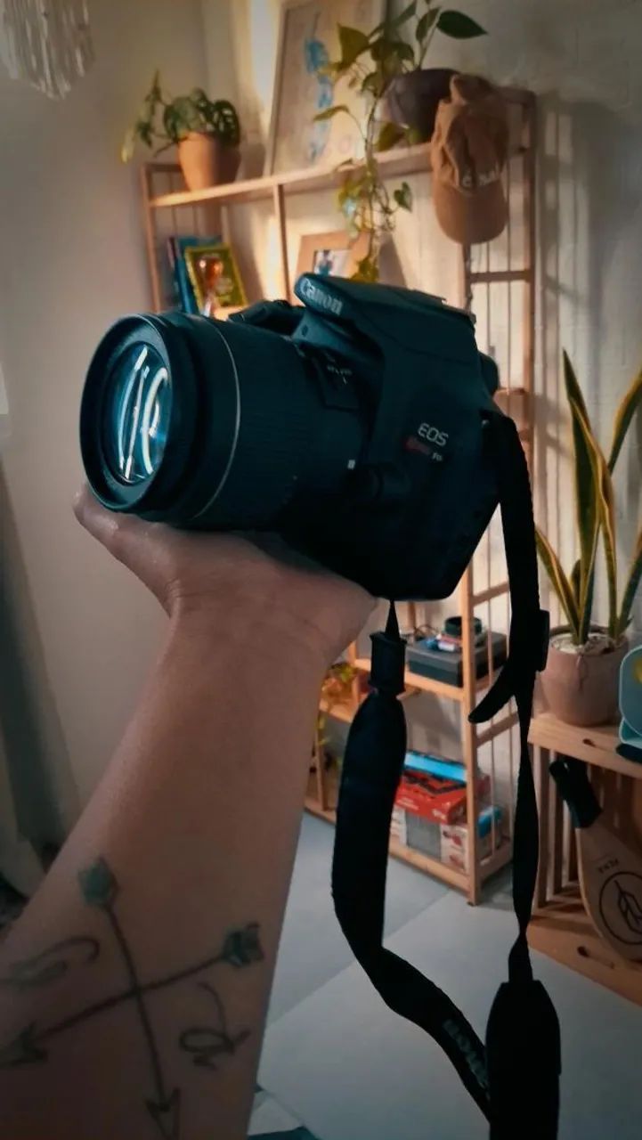 Canon Rebel T6 + 50mm Lens + Backpack - Excellent Condition