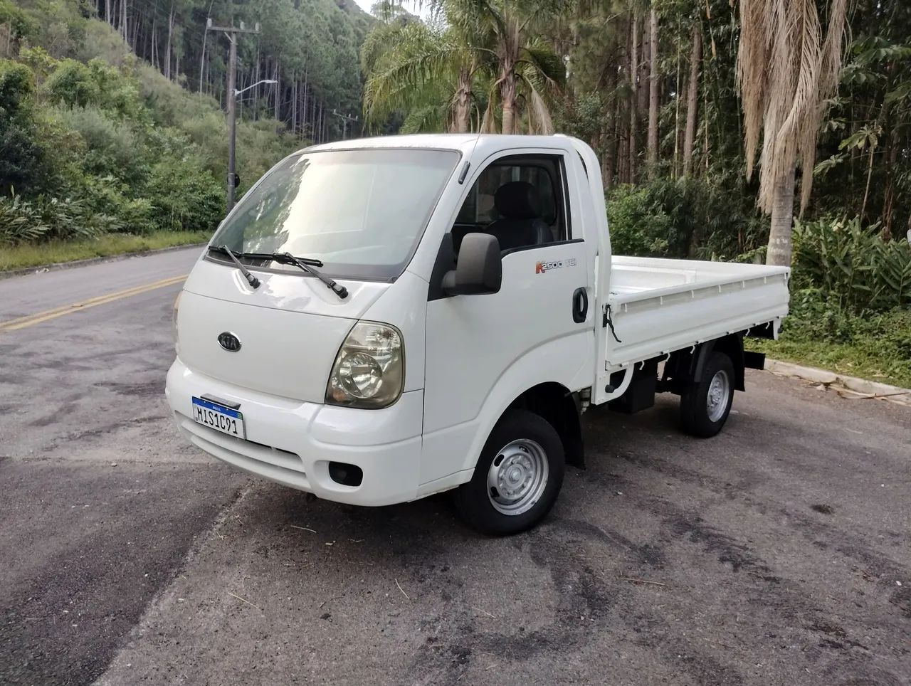 KIA BONGO 2500 K 2011 - Foto 2