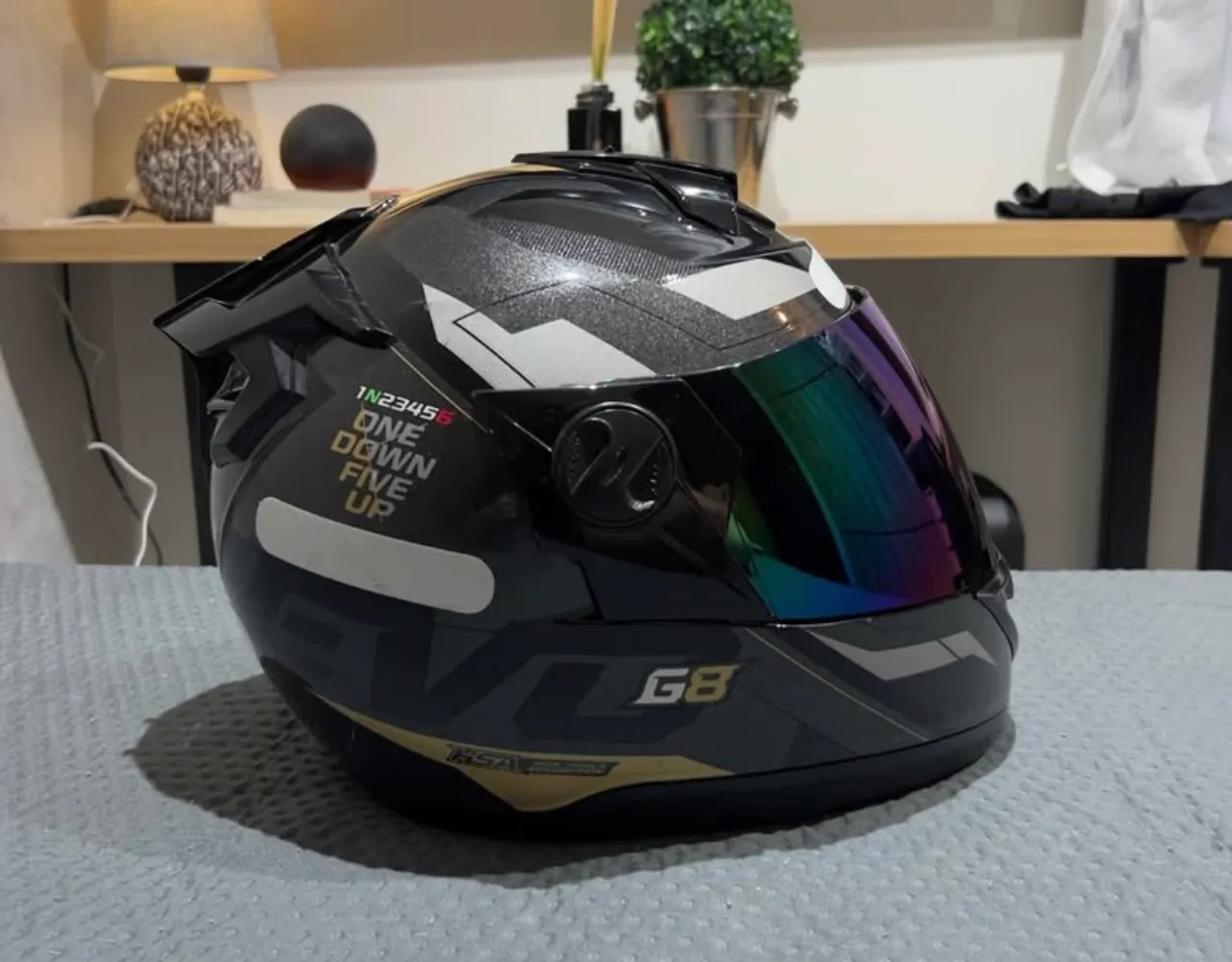 Capacete para moto G8 Full Face com viseira iridium