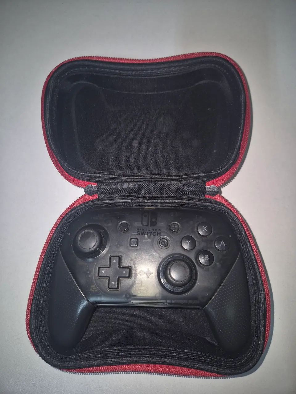 Controle Pro com Case do Mario e Cabo Original Incluso - Nintendo Switch 