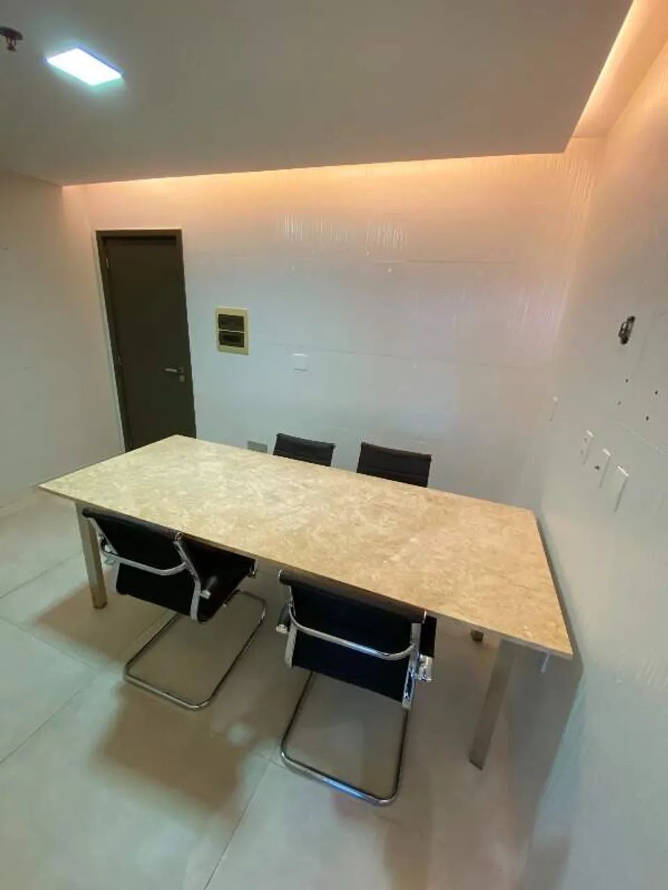 Sala Comercial Mobiliada para Aluguel  Edifício Manhattan River Center - Foto 3