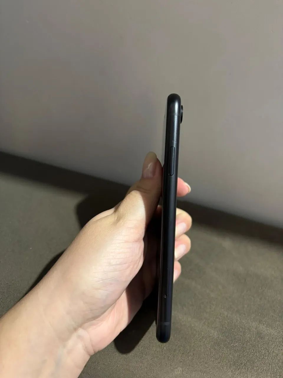 Vende-se Iphone XR Preto - Foto 5