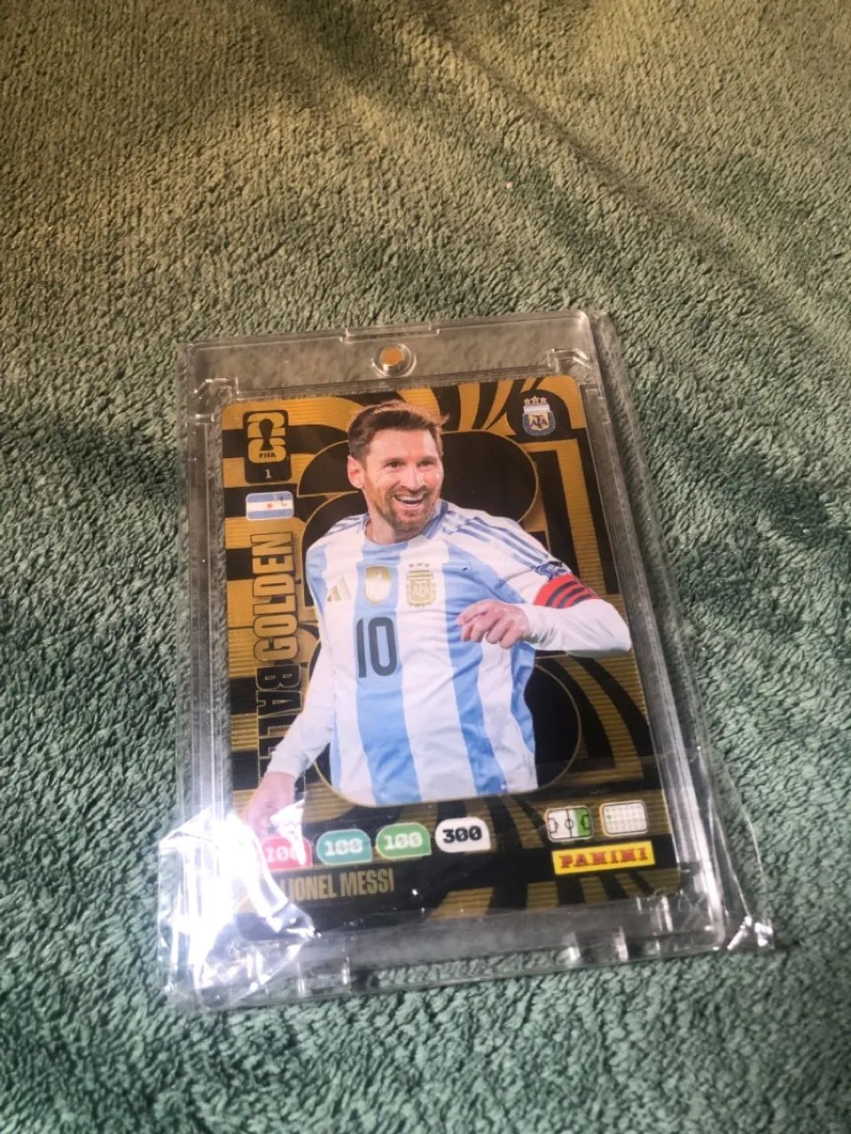 Card Adrenalyn Messi dourado  - Foto 3