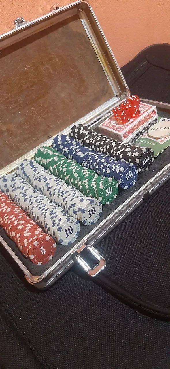 Maleta com fichas de poker  - Foto 2