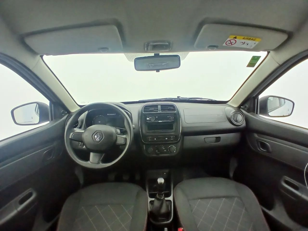 Renault Kwid 1.0 Zen, foto 15 de 18