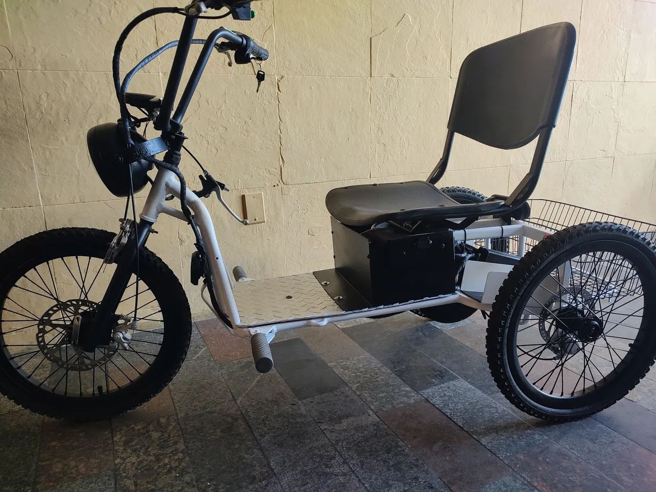 Triciclo elétrico excelente estado  - Foto 3