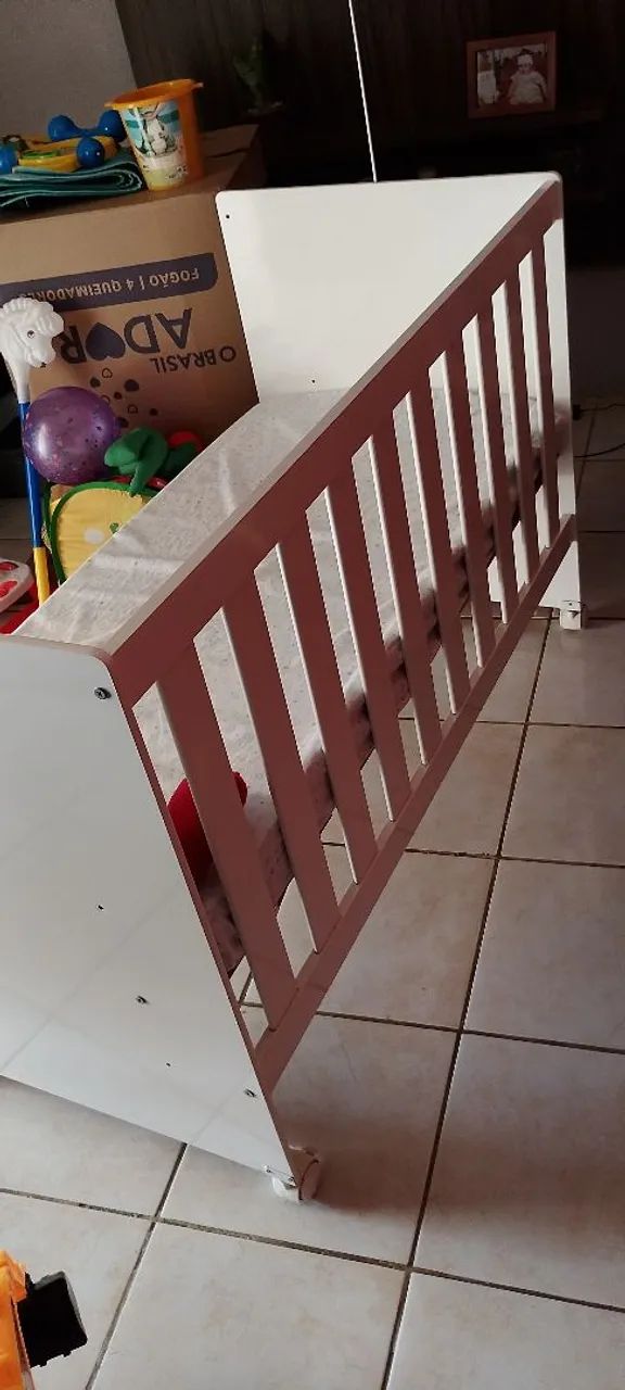 Berço padrão + colchão 