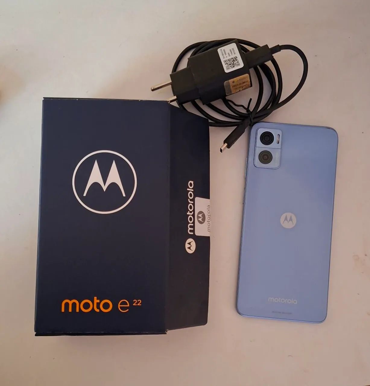 Celular Smartphone Motorola Moto E22 semi novo - Foto 3