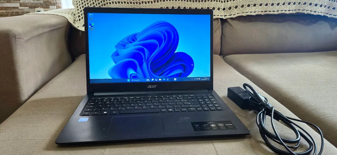 Notebook Acer Aspire 3 SSD 120GB Windows 11 Excelente Estado - Foto 3