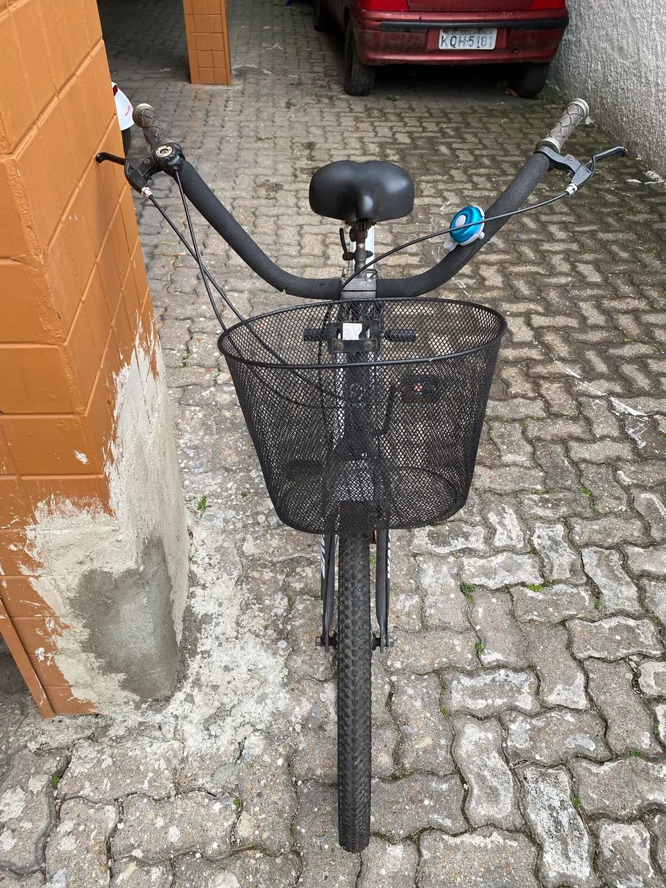 Bicicleta Linda aro 26 com marchas - Foto 4