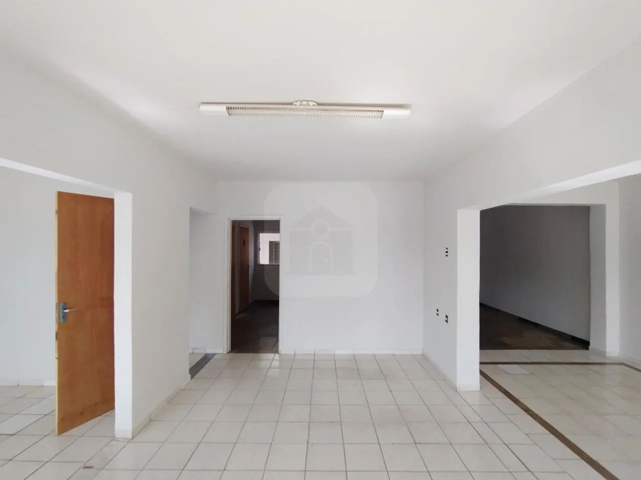 Casa comercial para Locação no bairro Cazeca - Foto 5